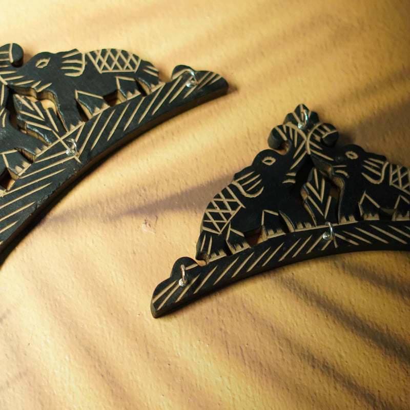 Rustic Wooden Key Hanger with Elephant Motif (set of 2)