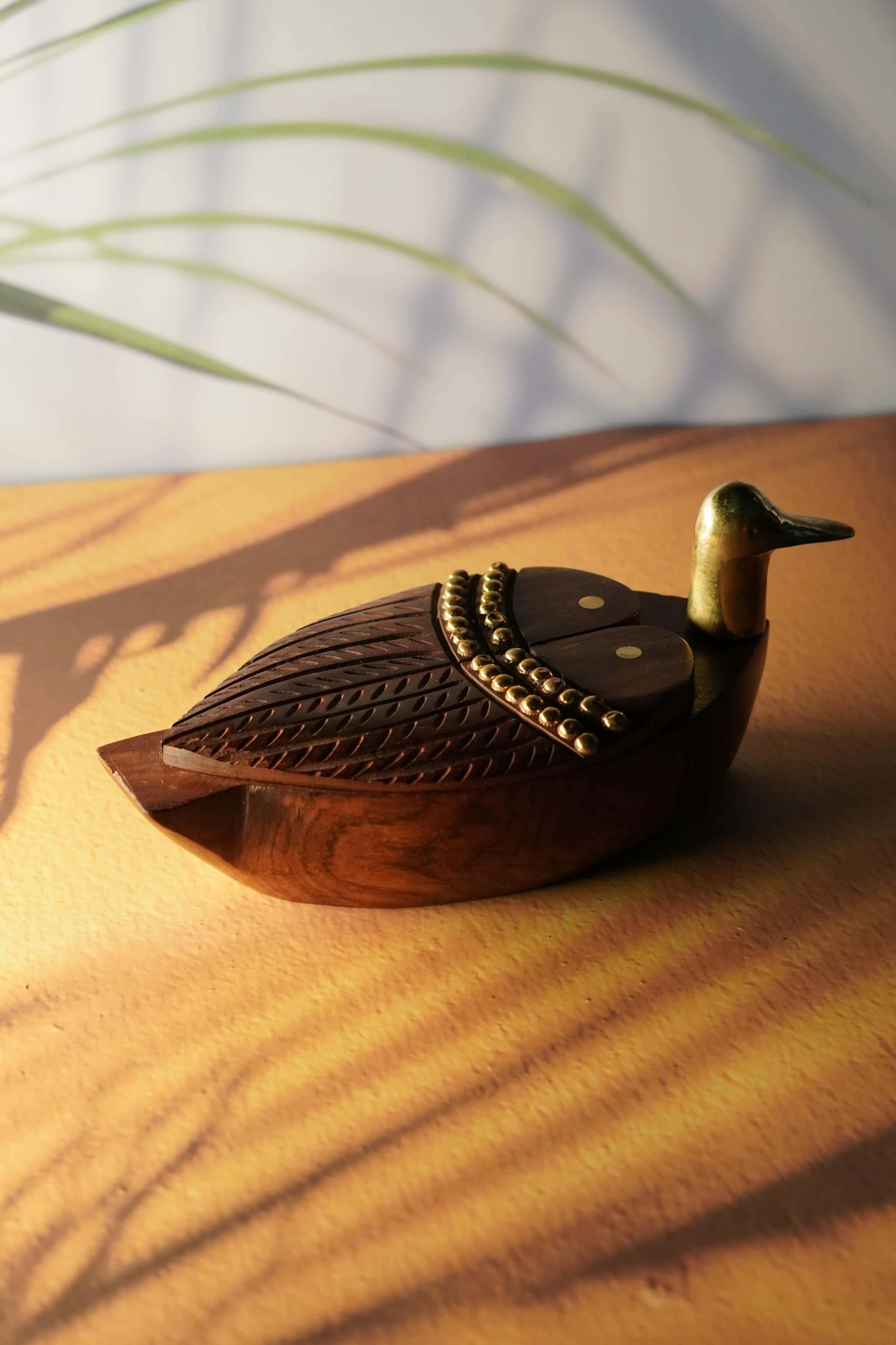 Hand-Carved Wooden Bird Coaster Holder with 4 Coasters