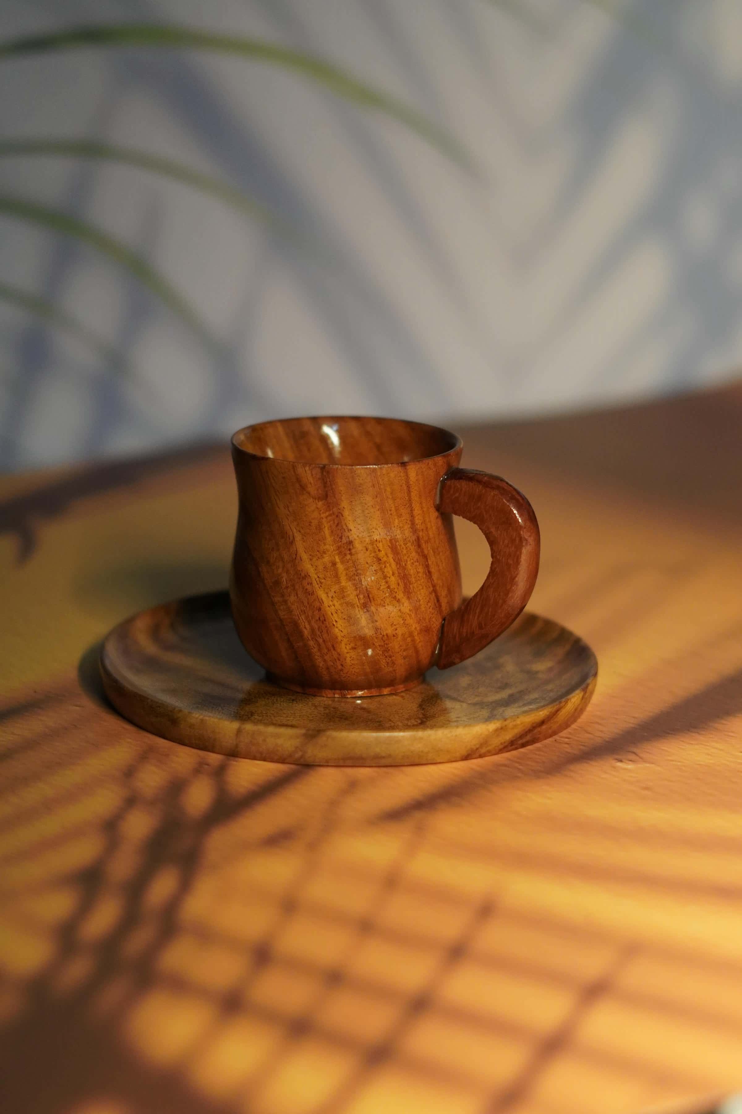 Rustic Elegance: Handcrafted Wooden Tray and Cup Set