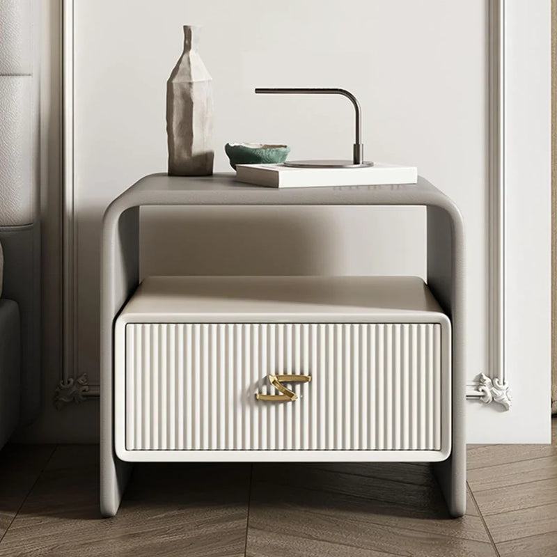 Giggy Modern Bedside Table - Craft Decor