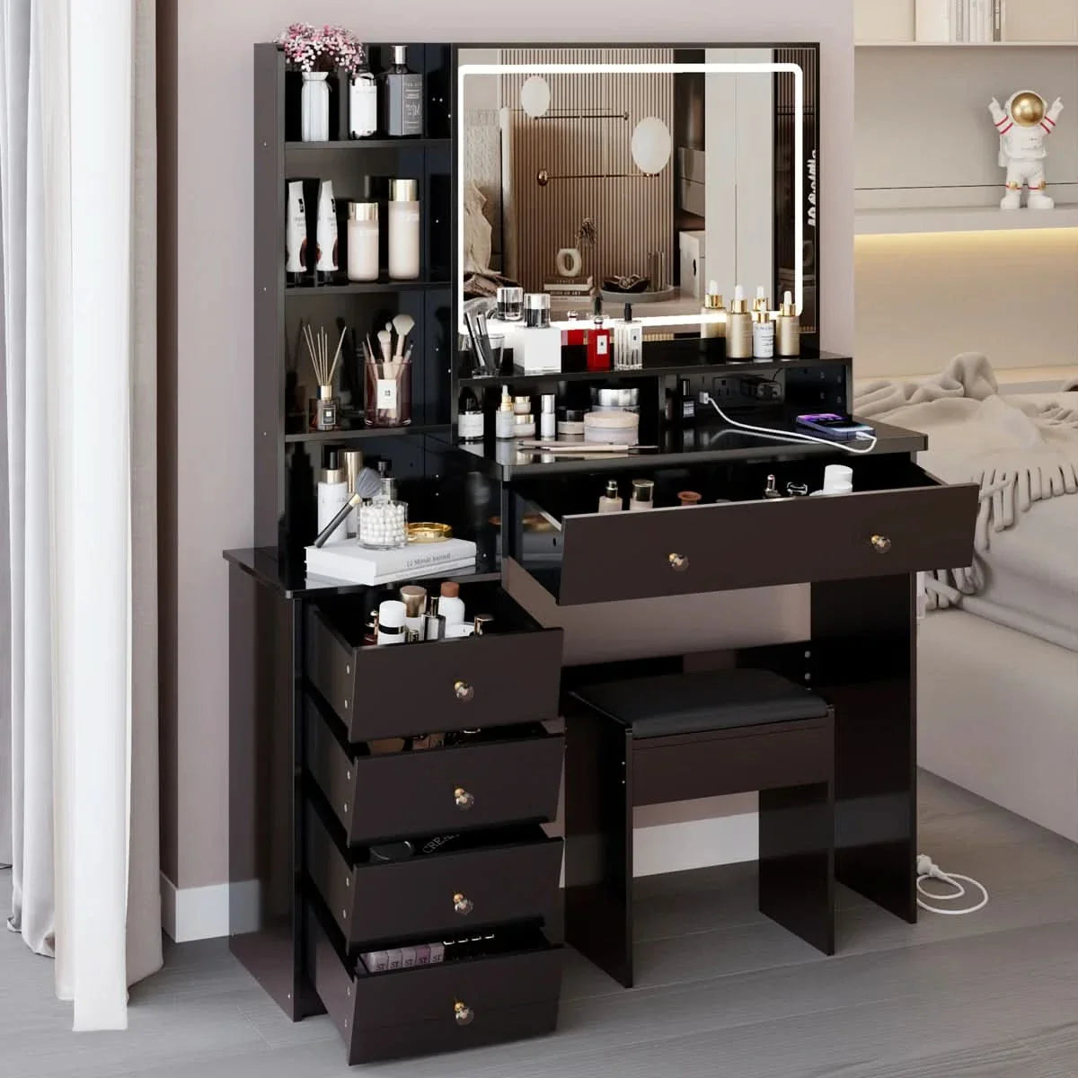 - Craft Decor