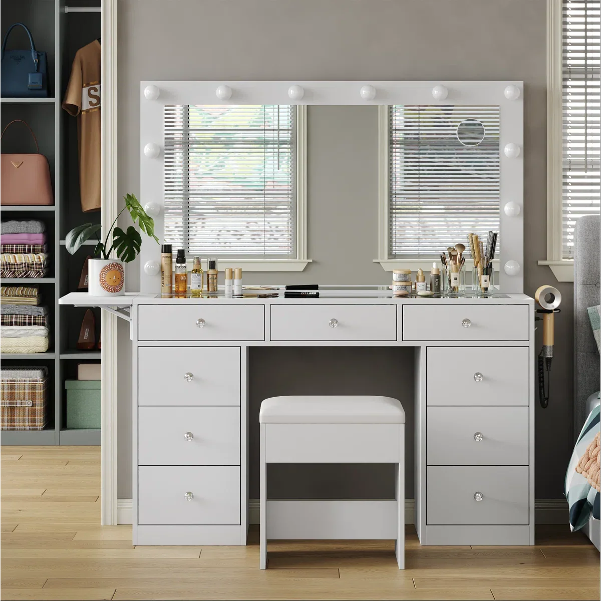 - Craft Decor