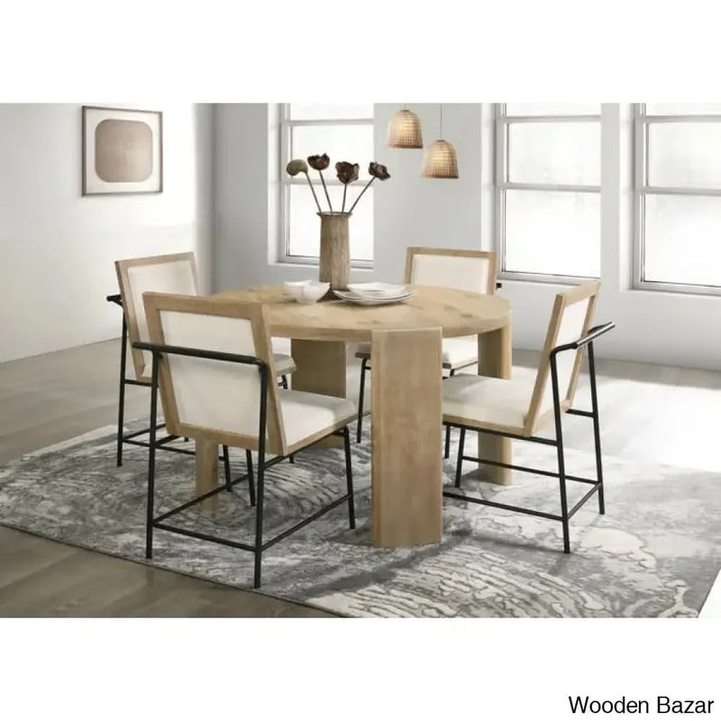 New Classic 4 Seater Dining table Set For Luxury Homes