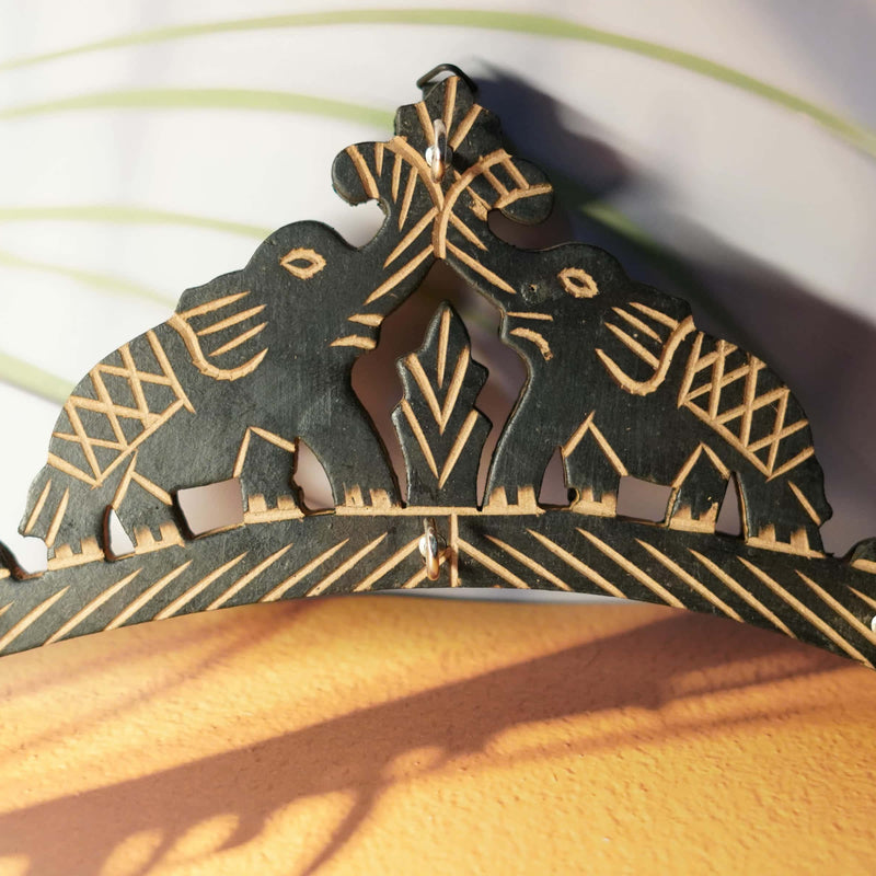 Rustic Wooden Key Hanger with Elephant Motif (set of 2)