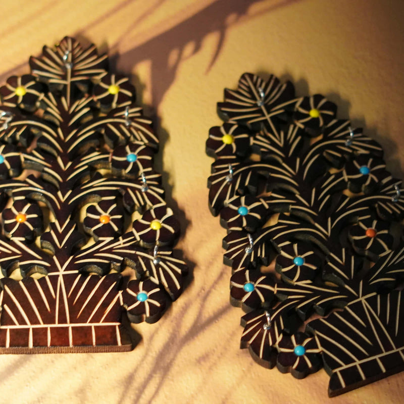 Rustic Wooden Key Hanger with Tree Design (Set of 2)