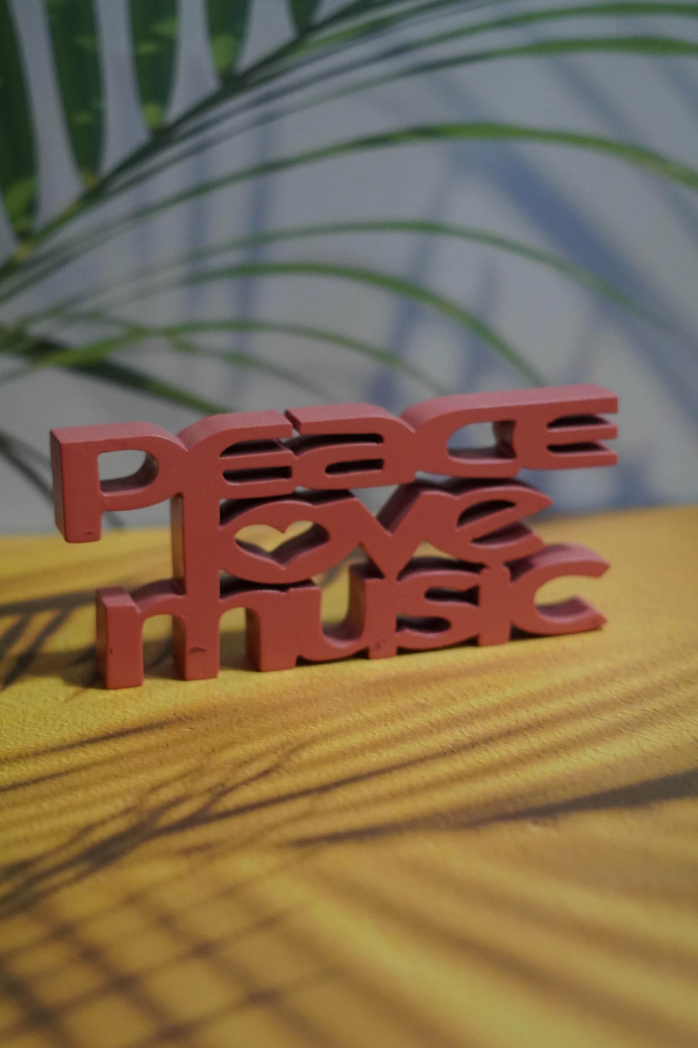 PEACE LOVE MUSIC