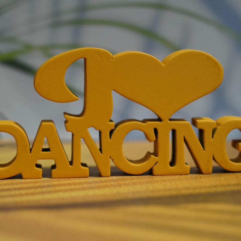 I LOVE DANCING