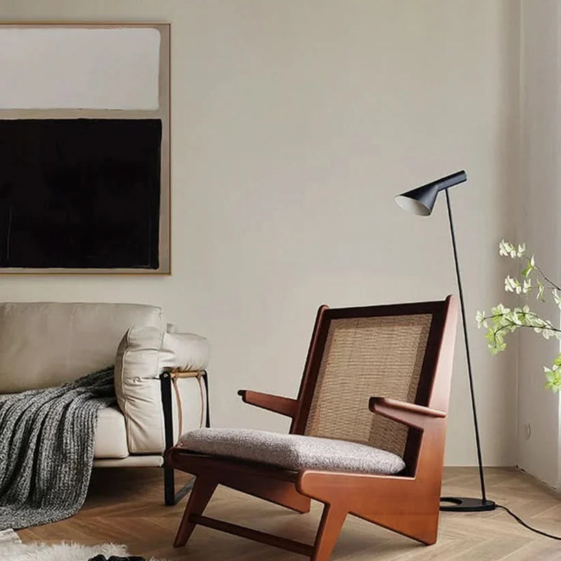 Levikar Modern Kangaroo Lounge Chair - Craft Decor