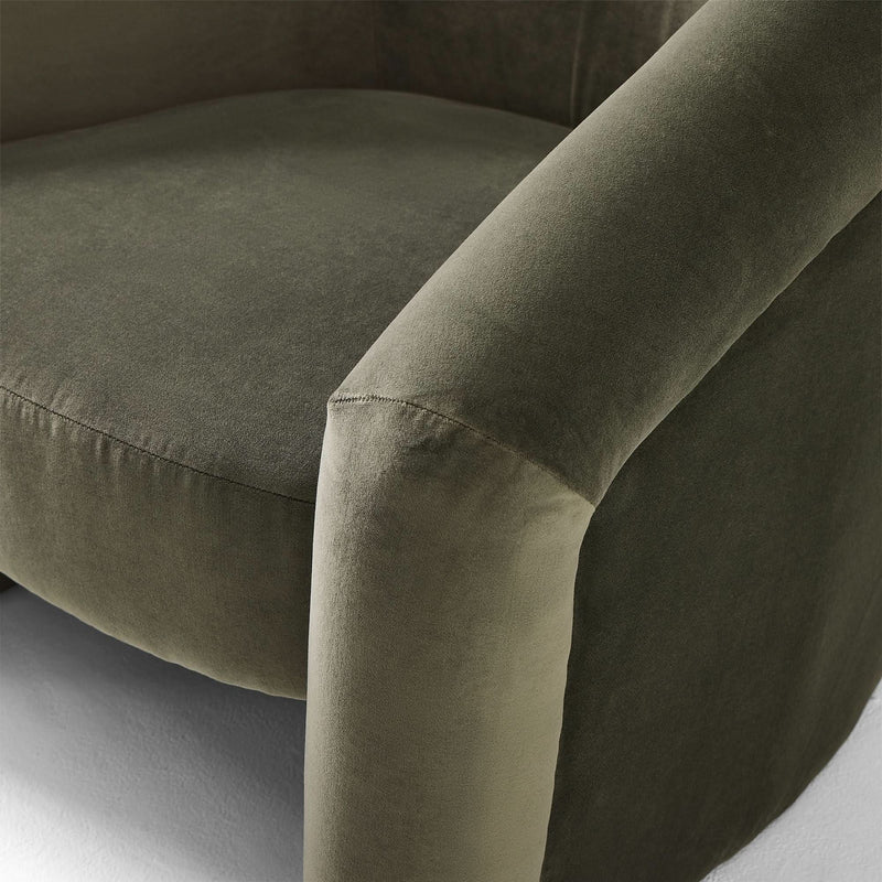 Wikky Modern barrel Chair - Craft Decor