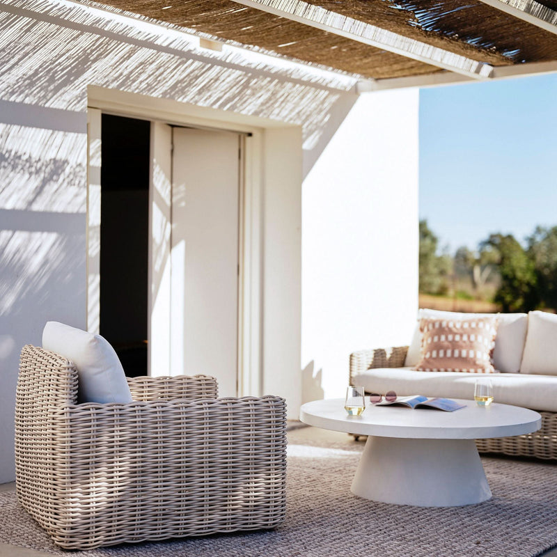 Xahy Concrete Pedestal Indoor/Outdoor Round Coffee Table