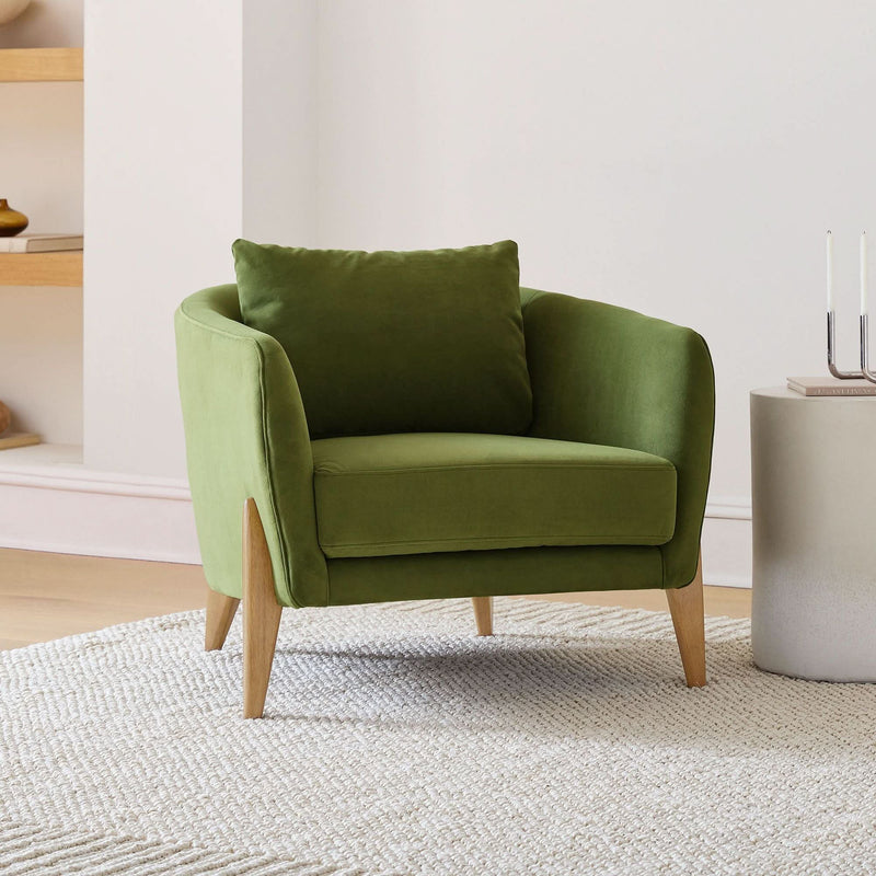 Yunuversa Lounge chair - Craft Decor